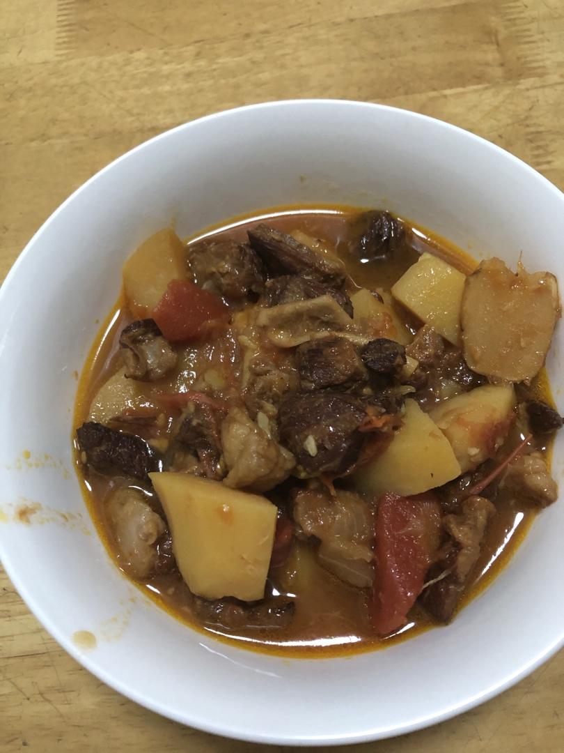 番茄土豆炖牛腩