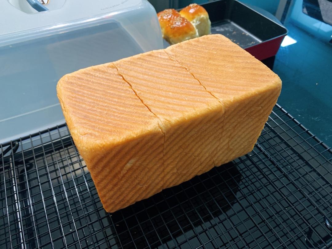 奶香超浓郁的淡奶油吐司（消灭淡奶油）