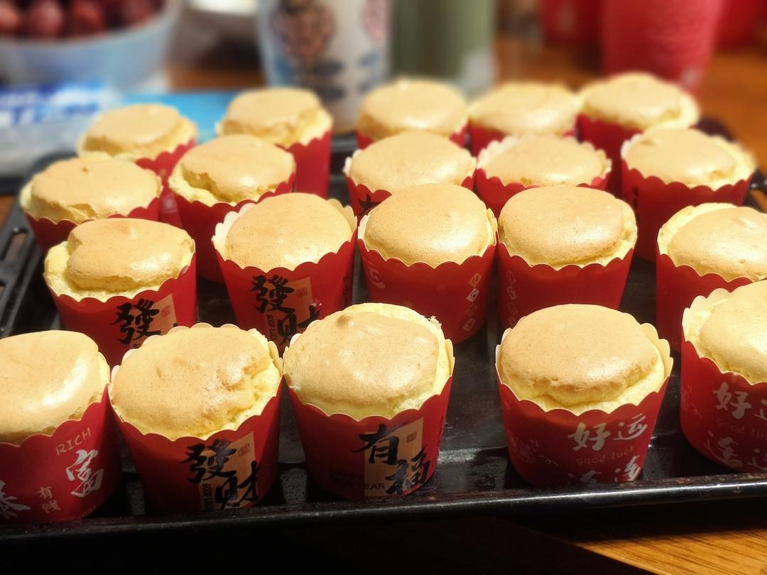 纸杯蛋糕 8寸戚风蛋糕的量