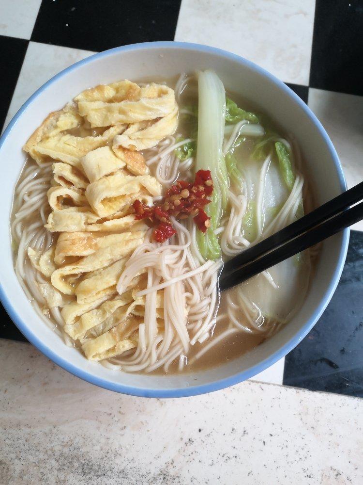 10分钟快手早餐面❗️汤汁鲜美好吃❗️