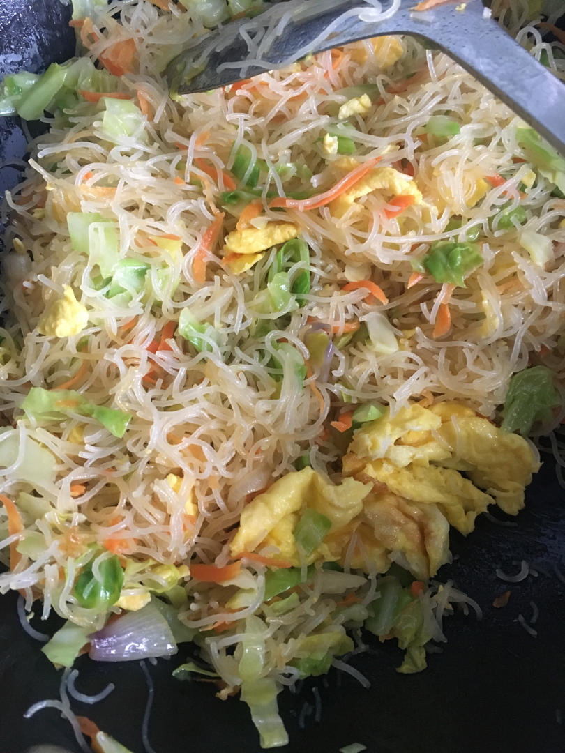 鸡蛋炒米粉，正确泡发干米粉，不碎、不坨、不粘锅、口感Q弹