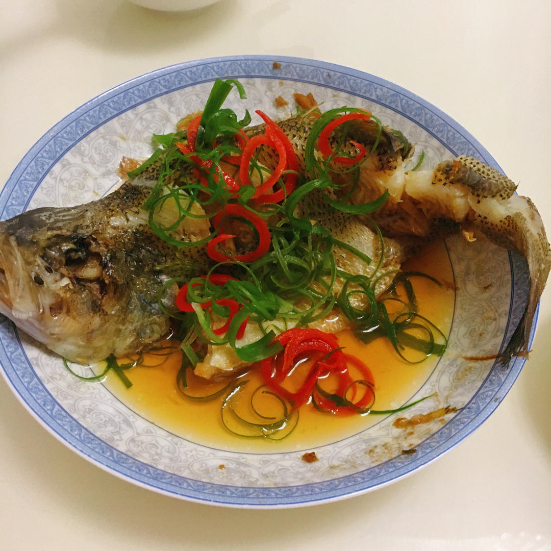 清蒸鲈鱼