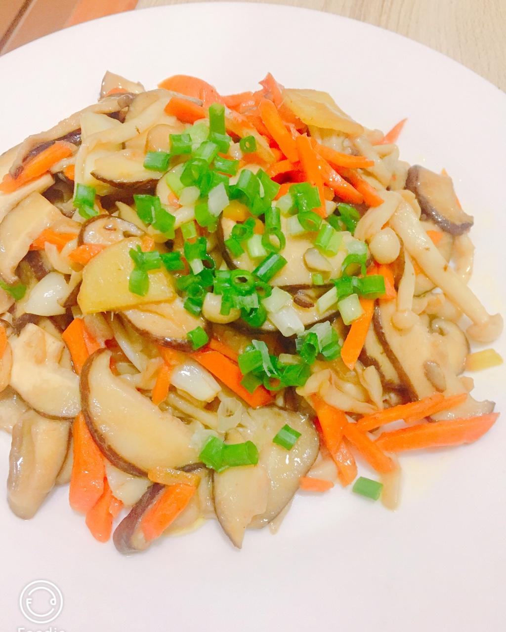 蚝油双椒炒双菇