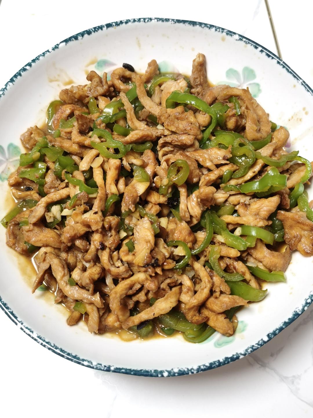 青椒鸡肉丝