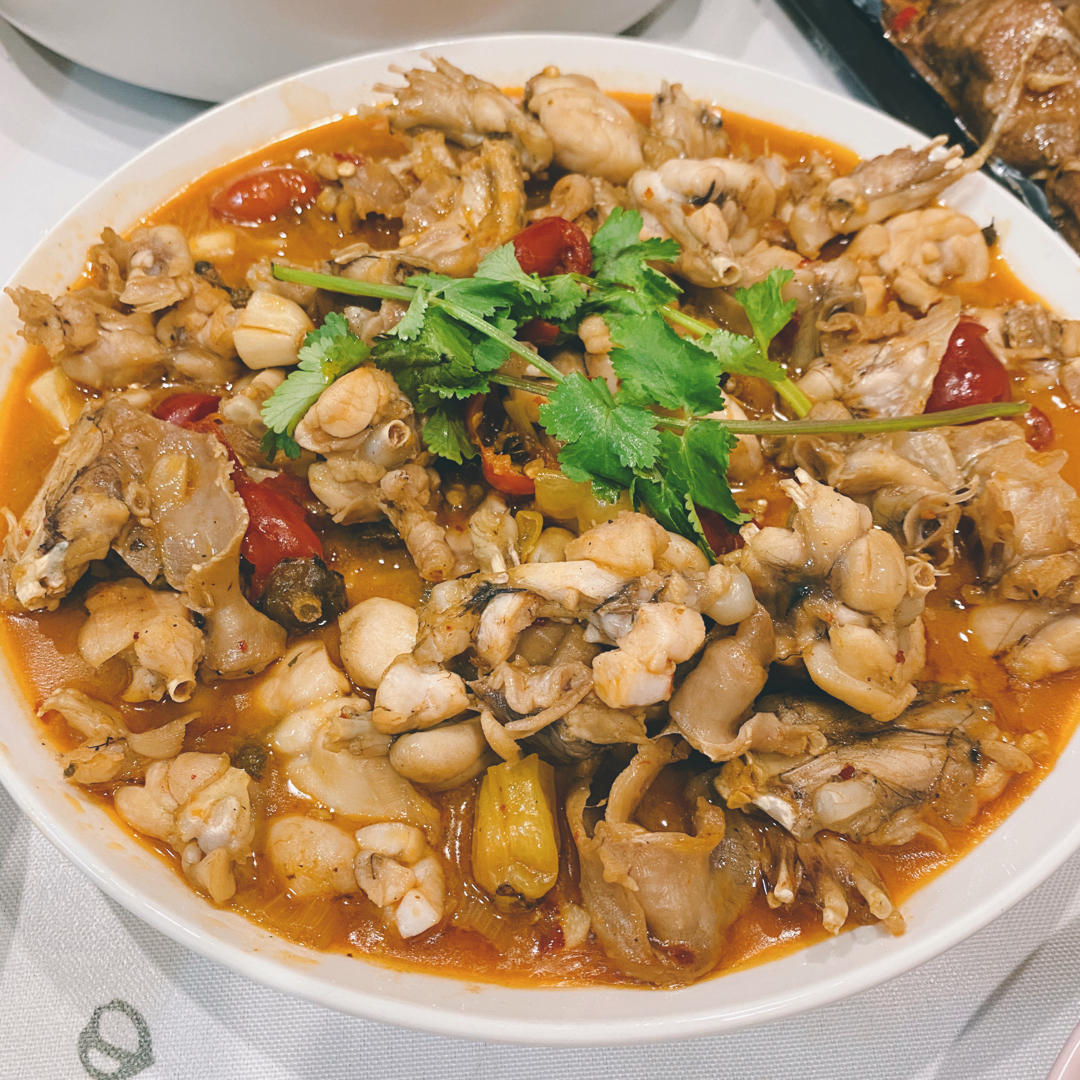 厨师长教你：“泡椒牛蛙”的家常做法，色香味俱全，赶紧收藏