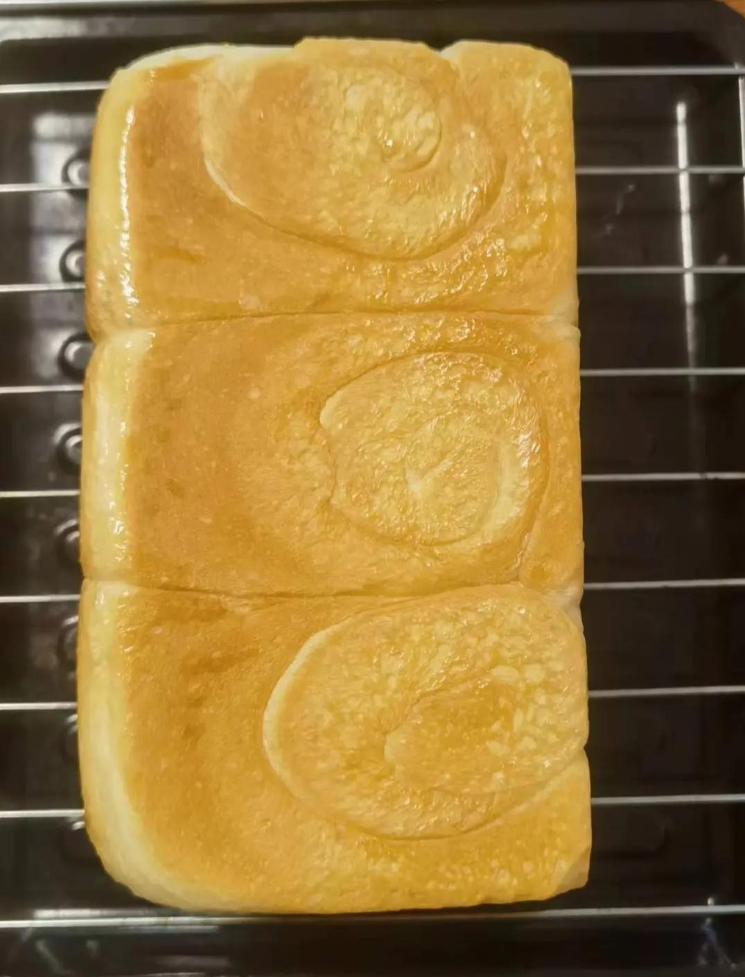夏季手揉中种法吐司
（冷藏中种+水合法）