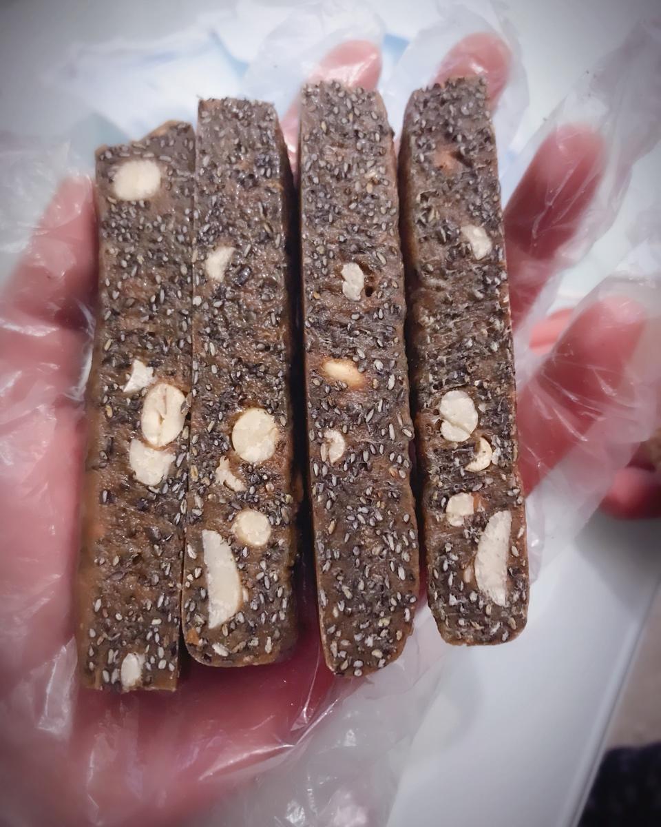 黑芝麻花生糖