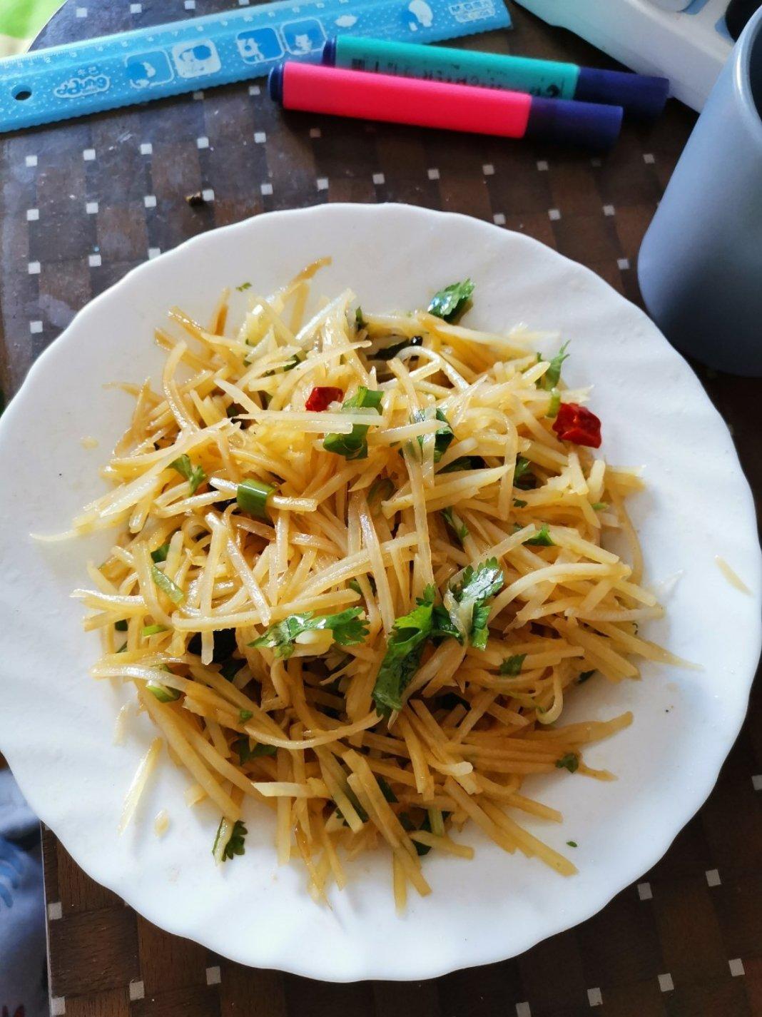 炝拌土豆丝