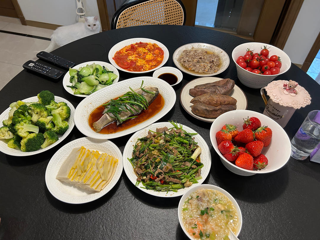 小炒黄牛肉，肉嫩味香！太好吃了简直是米饭杀手！