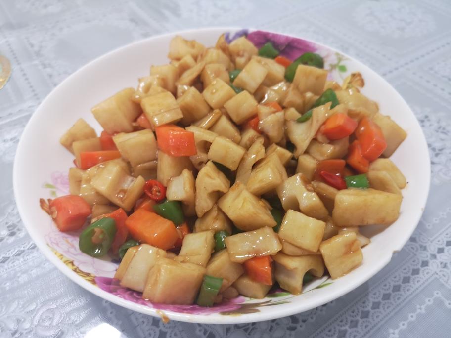 下饭菜 · 糖醋藕丁的做法