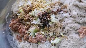 河南宴席传统美食粉条肉焖子的做法 步骤9