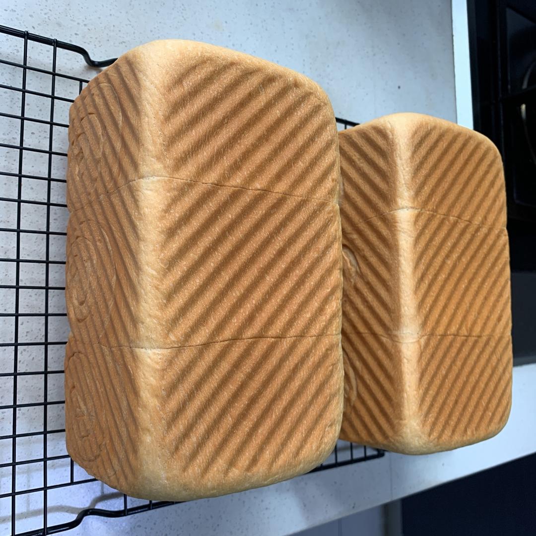 吐司，奶香手撕面包，超级香浓