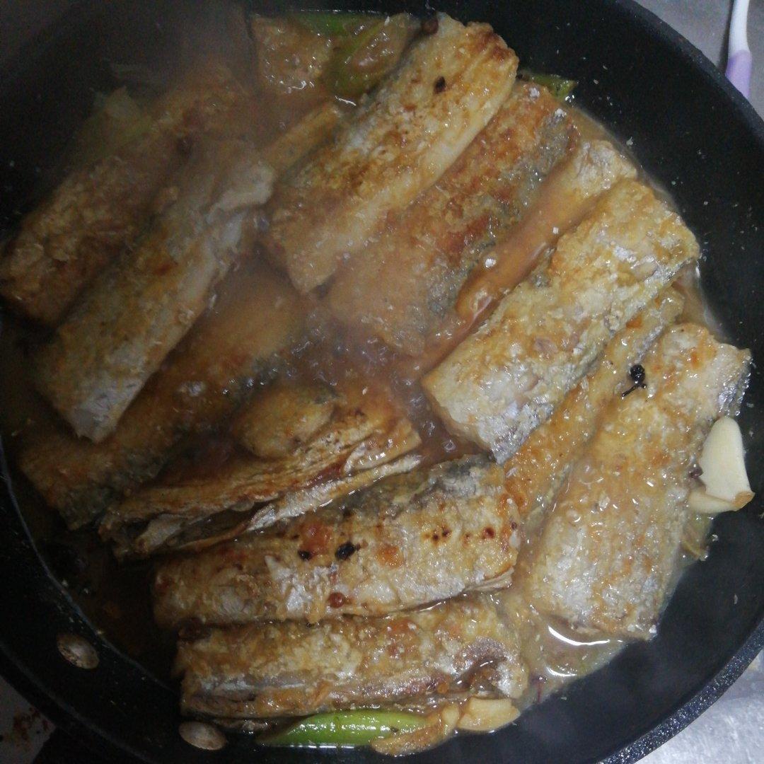 红烧带鱼