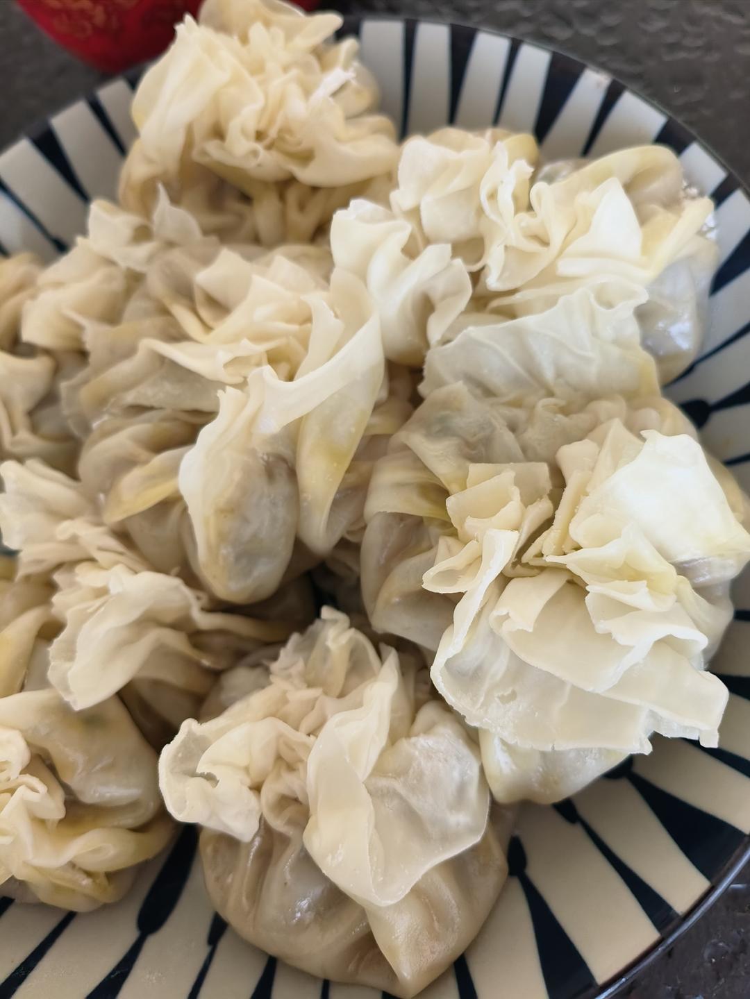 正宗内蒙羊肉稍美（烧麦）