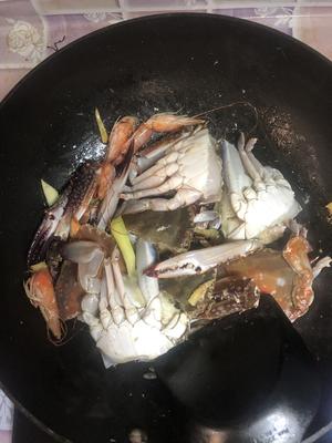 海鲜粥螃蟹版的做法 步骤8