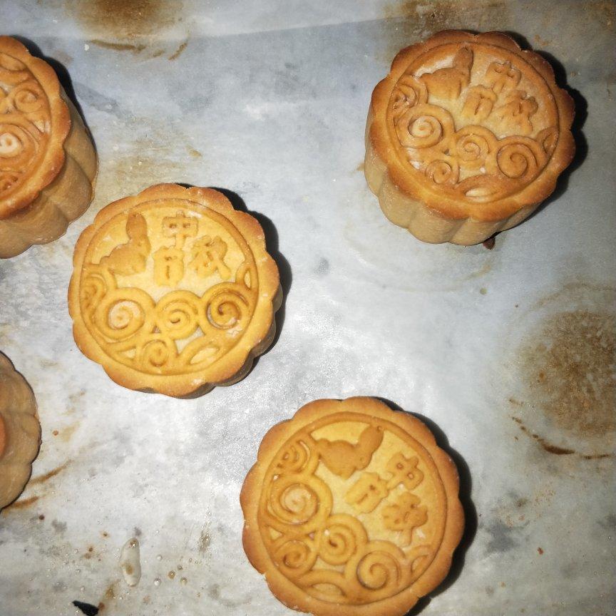 好吃的广式月饼🥮                     不踏腰|不泻脚