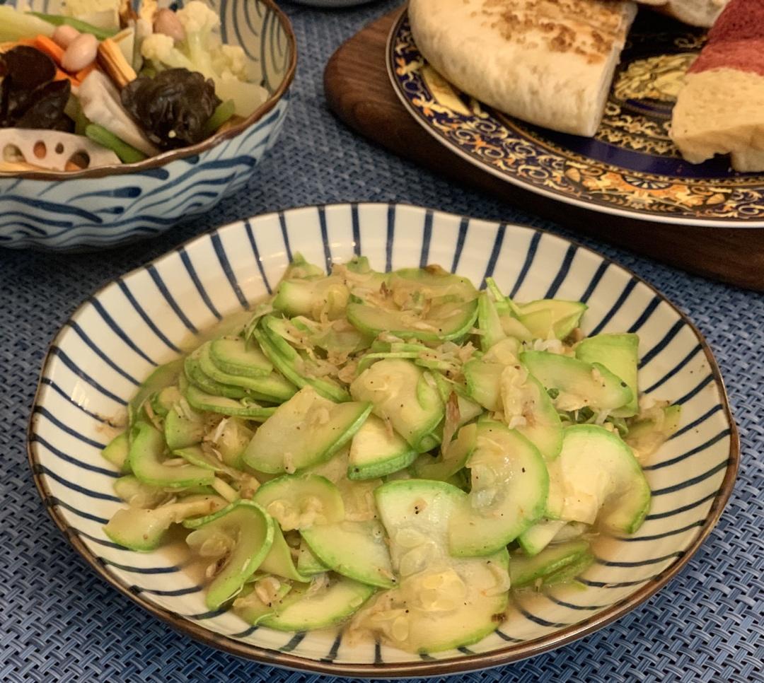 西葫芦炒海米