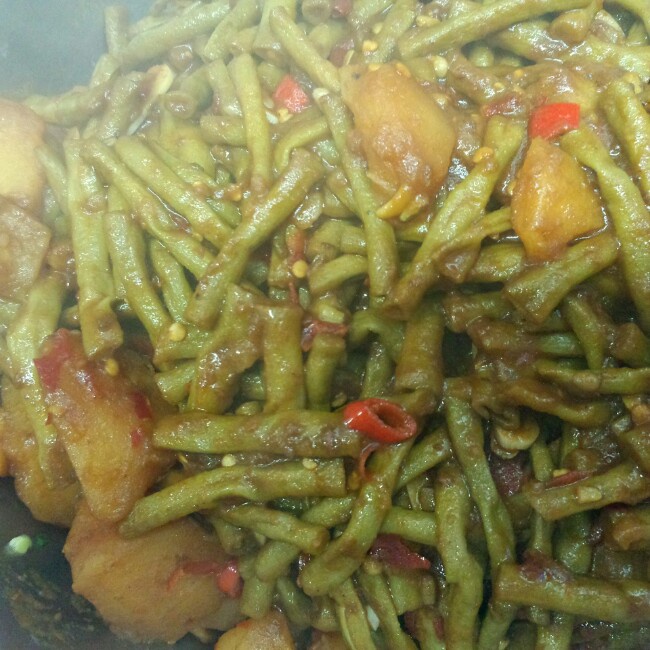 土豆炖豆角