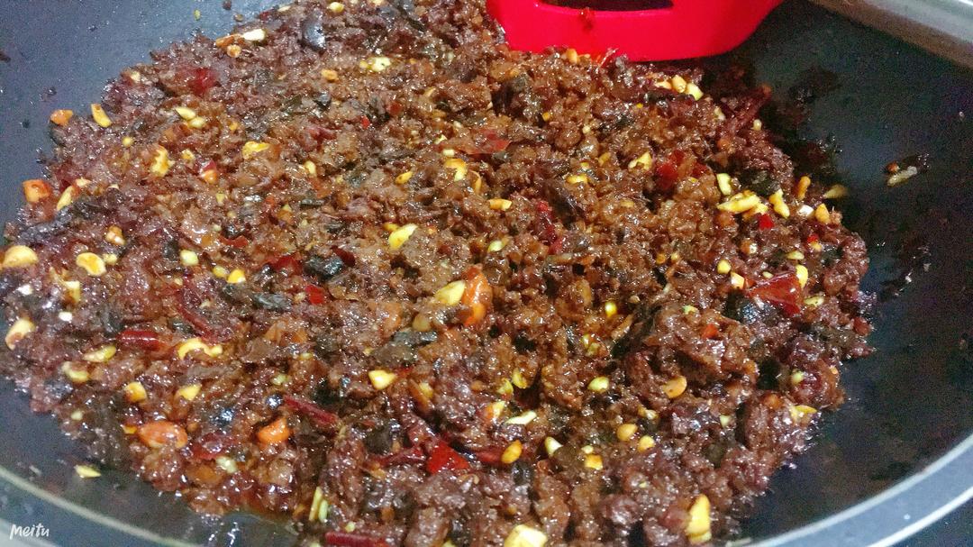 干巴菌牛肉酱的做法