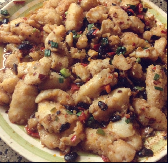 豆豉辣酱蒸鱼片