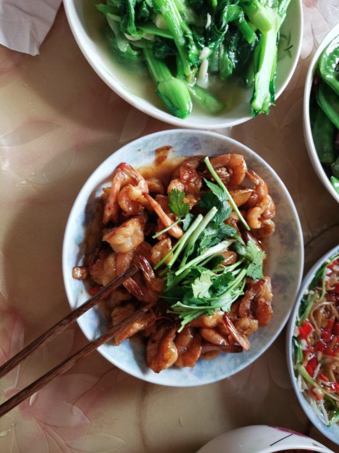 手把手教你五分钟快手油焖虾