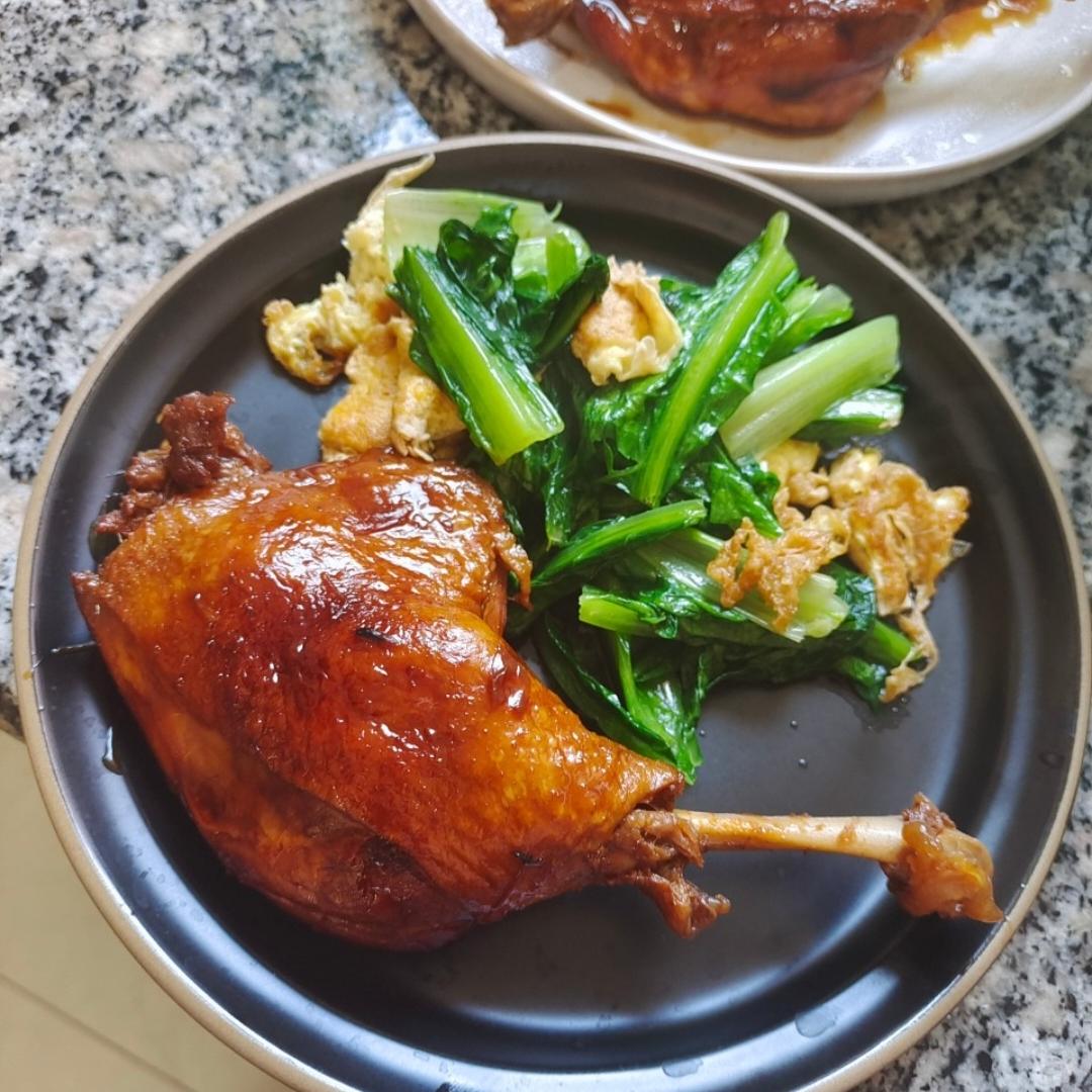 让你好吃难忘的～～酱香鸭腿