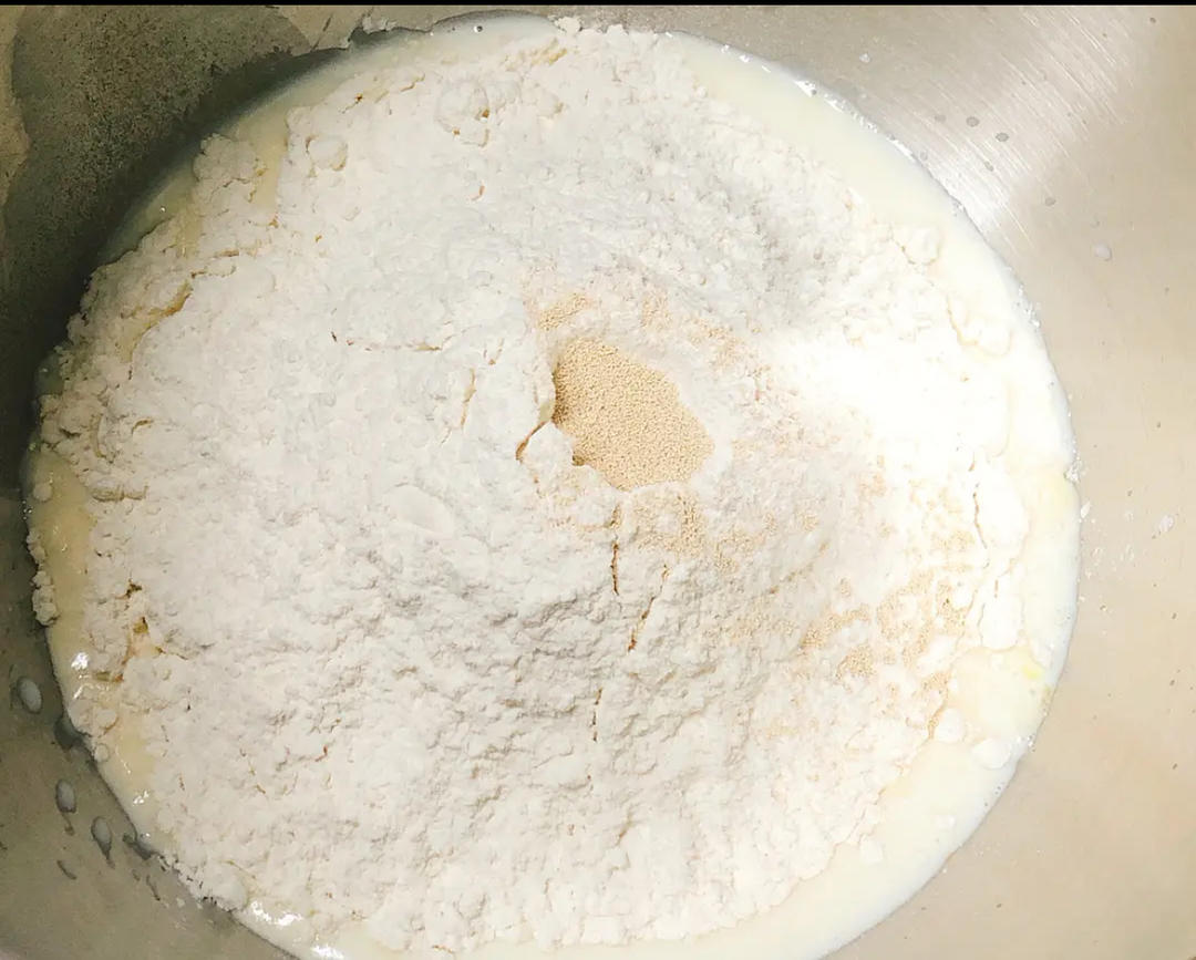 纯奶手撕吐司的做法 步骤1