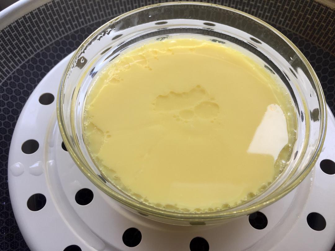 蒸鸡蛋也叫鸡蛋羹