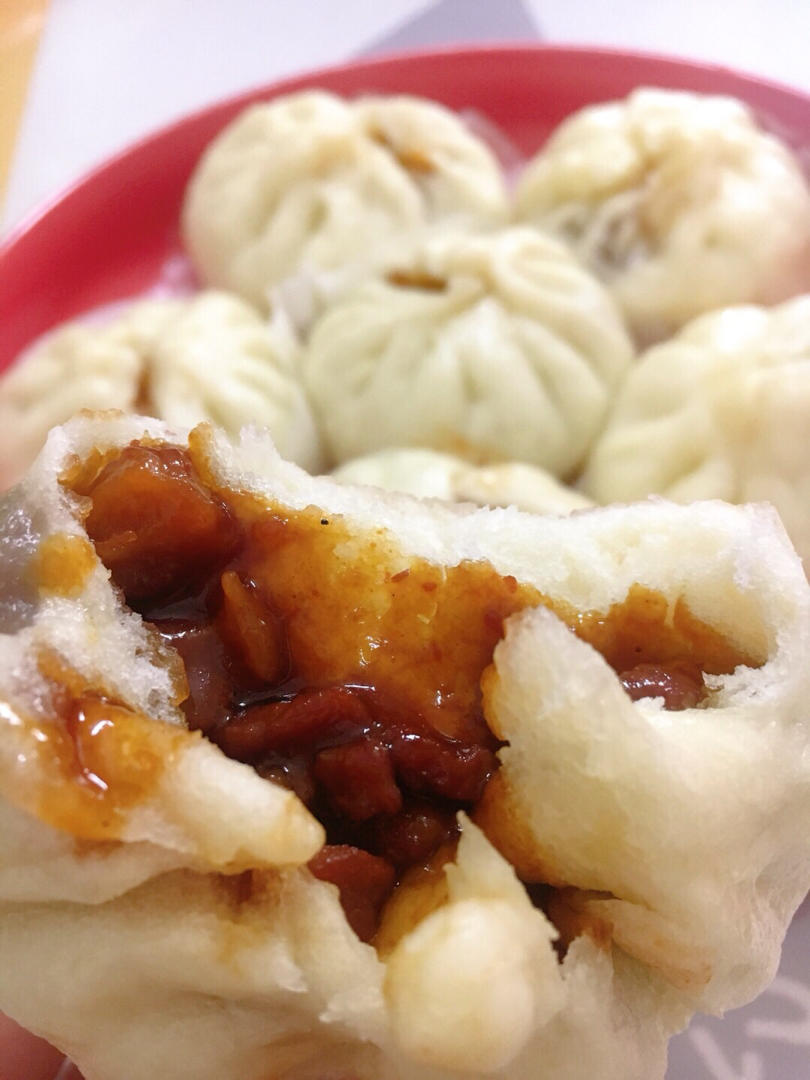 海盐味的焦糖做的云朵般松软爆浆蜜汁叉烧包