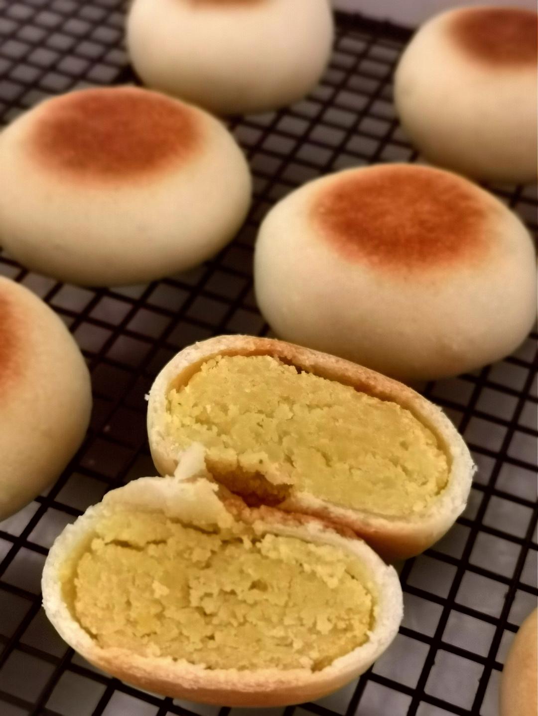 酥皮绿豆饼   酥得掉渣渣
