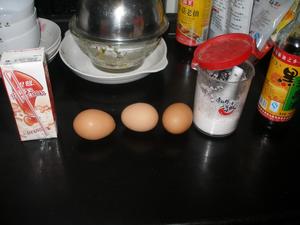 虾仁牛奶水蒸蛋的做法 步骤1