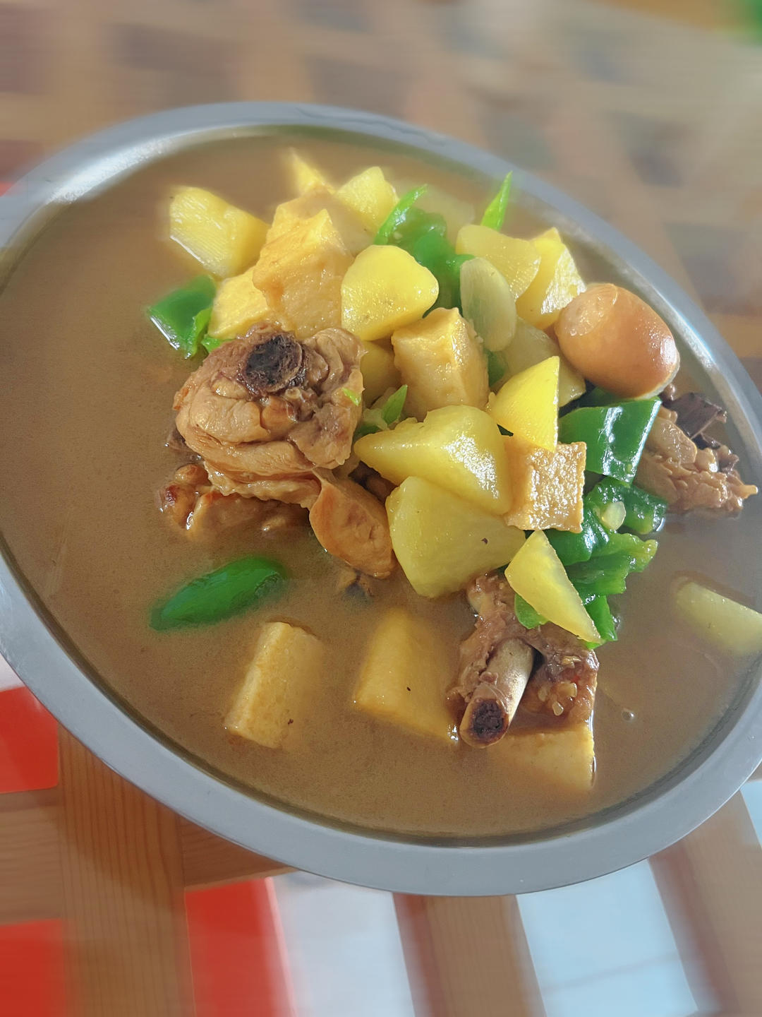 鸡腿顿土豆