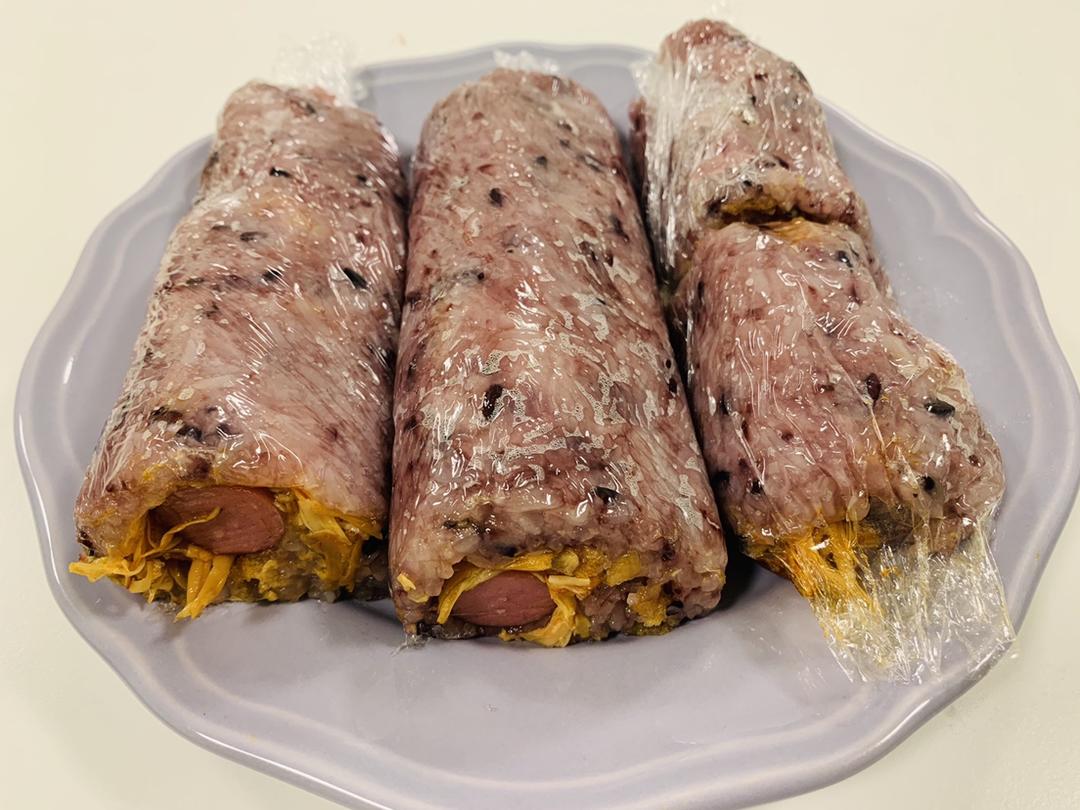 紫米粢饭团，皮薄大馅，才是美食中的王道