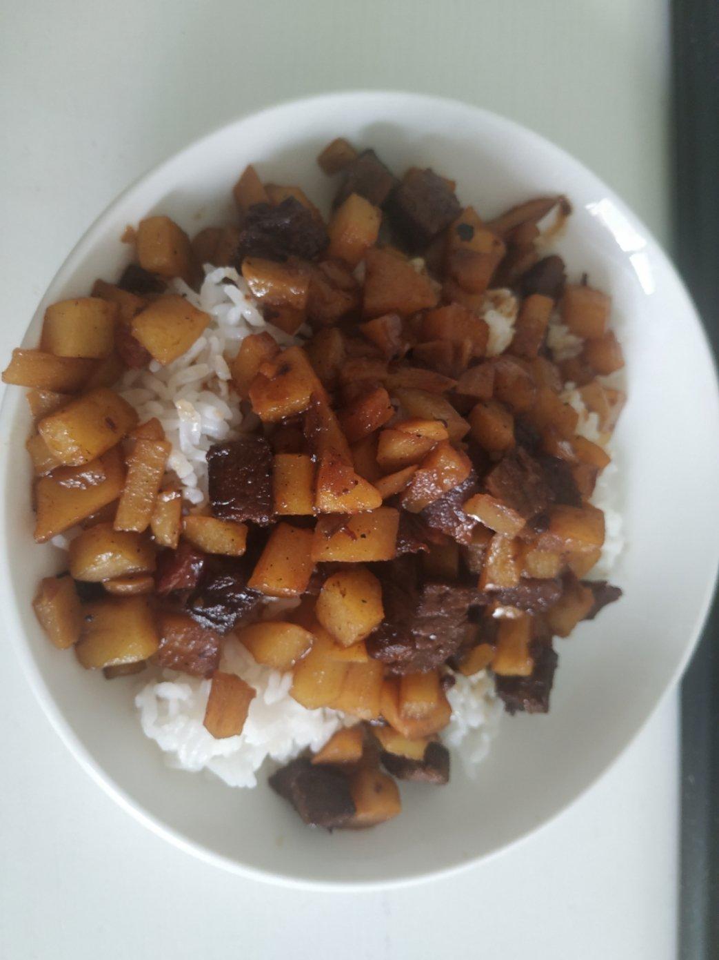 一道怎么做都好吃的干煎土豆鸡丁（红烧，咖喱，椒盐，孜然）