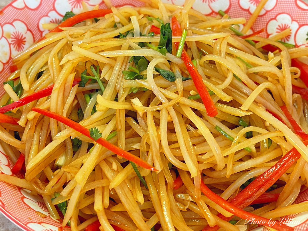 香辣开胃的凉拌土豆丝