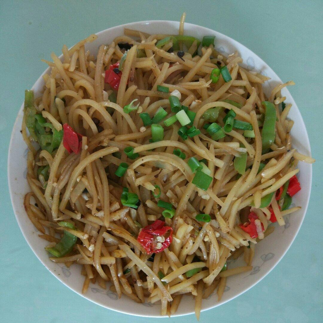 酸辣土豆丝-不用再愁不辣不酸了