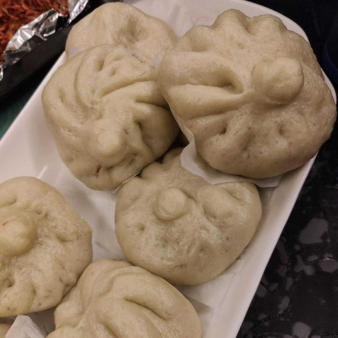 洋葱酱肉丁包子