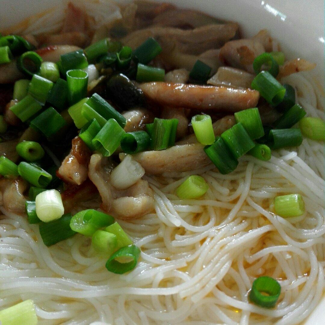 榨菜肉丝面