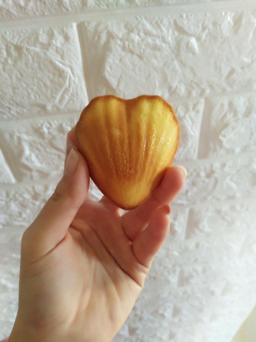 【视频食谱】太妃海盐玛德琳