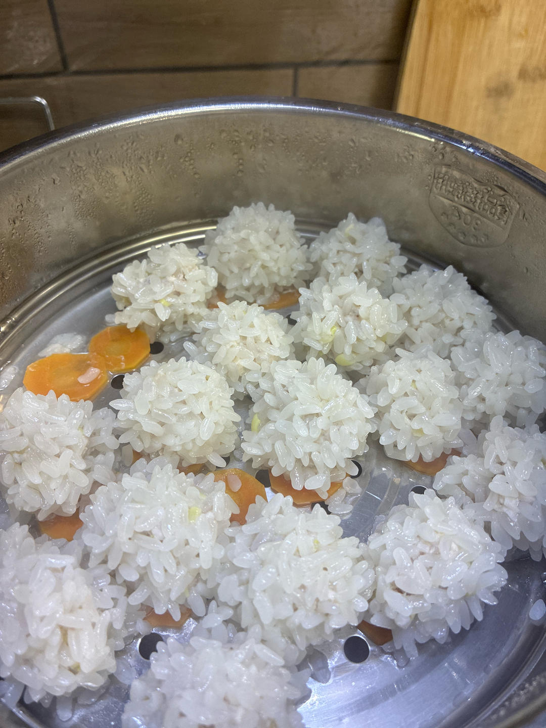 蒸糯米丸子