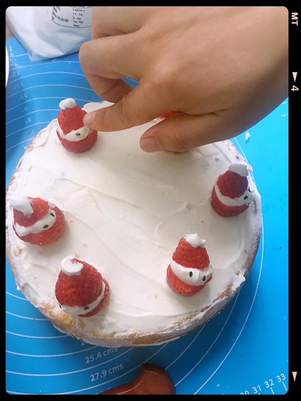 烤箱做蛋糕（戚风蛋糕的做法）