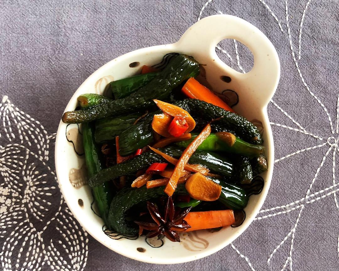 油黄瓜🥒的做法