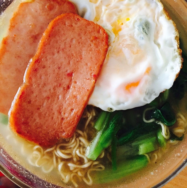 madalena做的港式餐蛋面