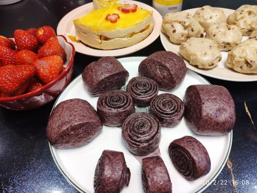 黑米粉刀切馒头