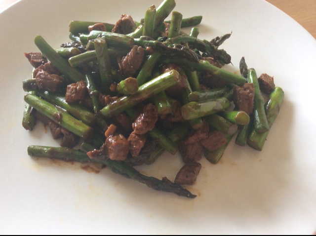 【曼食慢语】蚝油芦笋牛肉粒