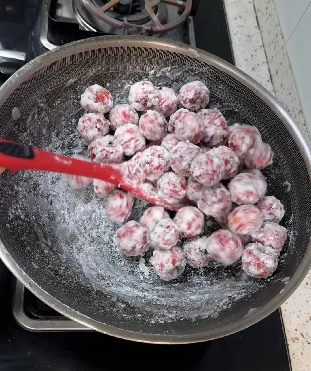 山楂糖雪球「我愿意为你下厨」