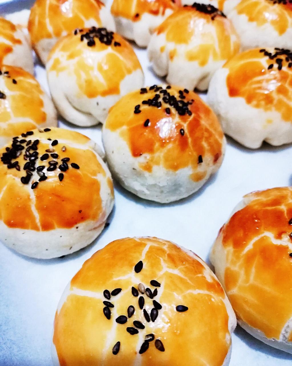 蛋黄酥~紫薯、抹茶、原味~花好月圆，中秋快乐~内附一次做六色蛋黄酥方法~