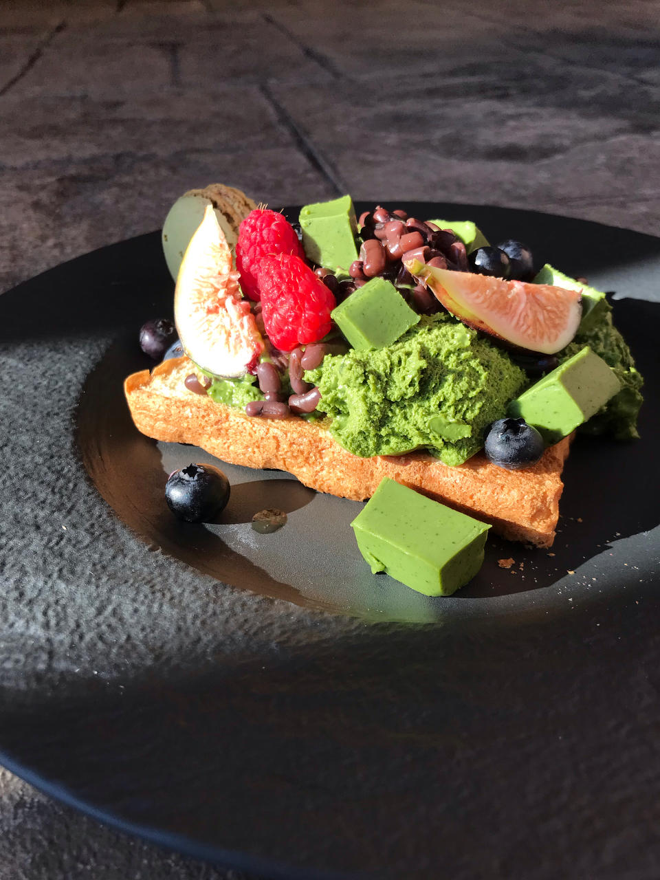 夏日必备小甜品抹茶奶冻白玉丸子