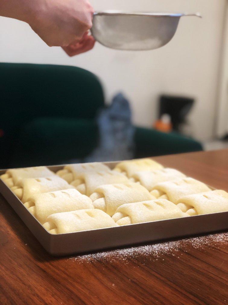 软到不知所措的牛奶卷