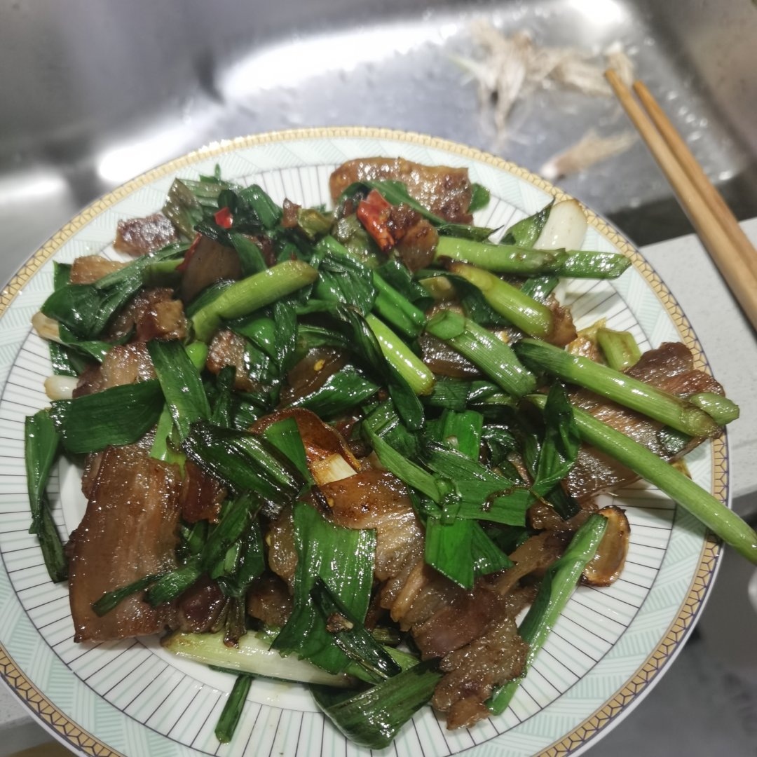 蒜苗炒腊肉